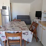 T2 Mezzanine Climatisee Avec Cour - 6 Pers - Parking - Proche - Meuble Tourisme 1* - Fr-1-797-44 *