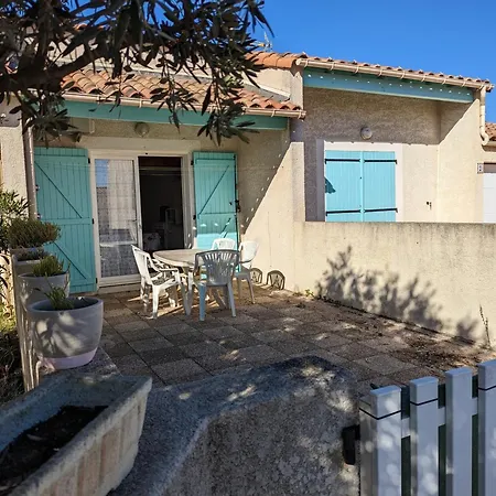 T2 Mezzanine Climatisee Avec Cour - 6 Pers - Parking - Proche - Meuble Tourisme 1* - Fr-1-797-44 Willa