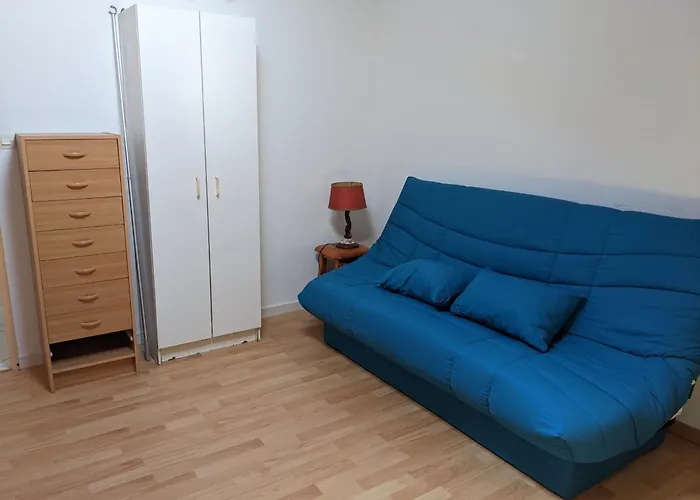 T2 Mezzanine Climatisee Avec Cour - 6 Pers - Parking - Proche - Meuble Tourisme 1* - Fr-1-797-44 Port-la-Nouvelle